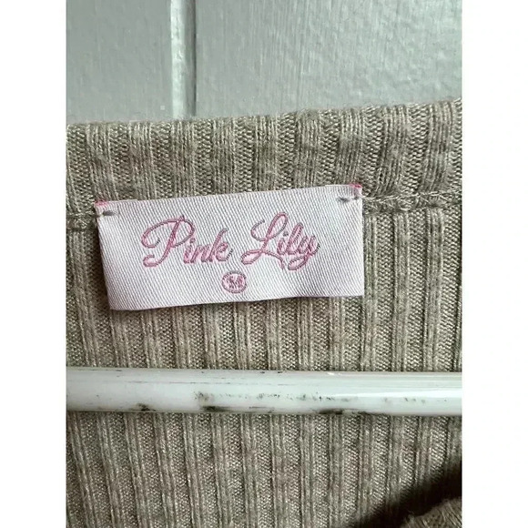 Pink Lily Beige Oversized Pullover Top Medium - Picture 3 of 8